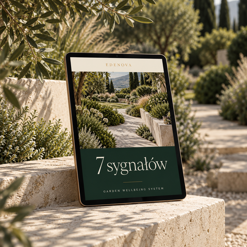Ilustracyjna wizualizacja GWS: 7 sygnałów — tablet i materiały do pracy w zielono-kremowej stylistyce EDENOVA.